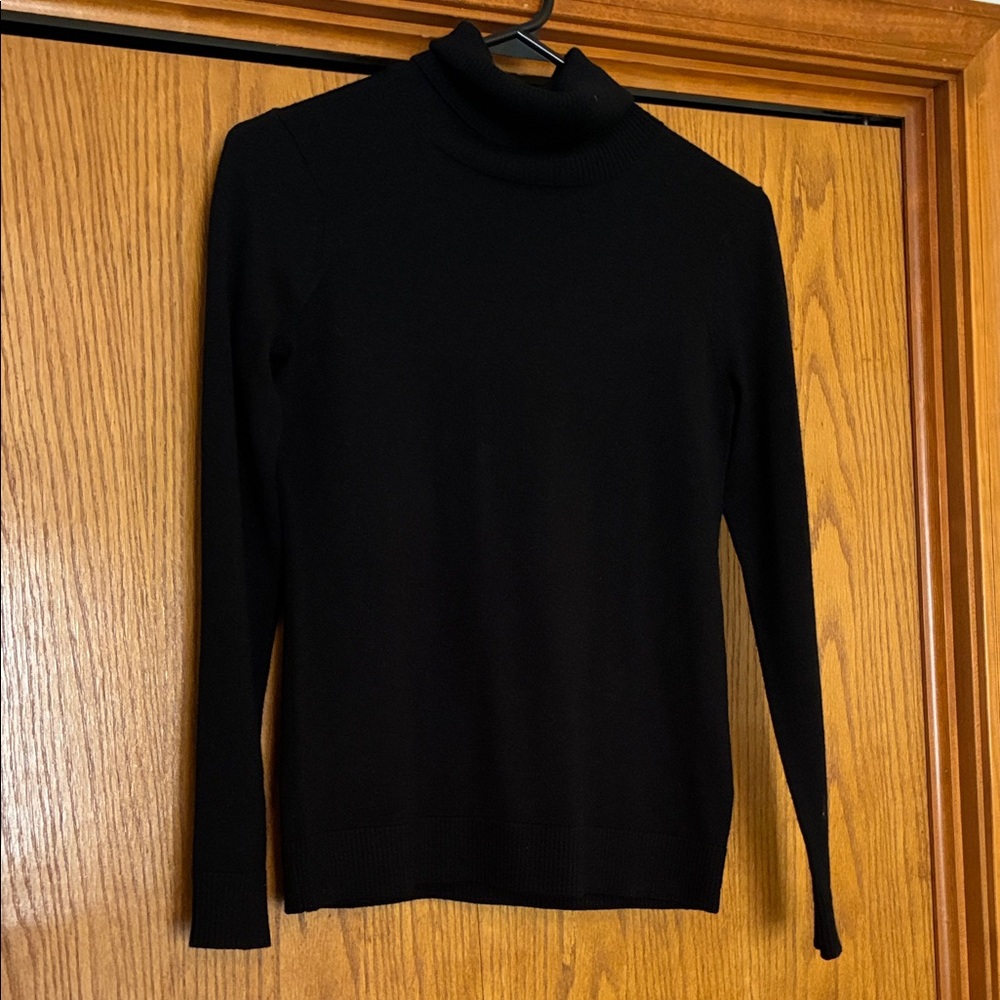 Pendleton women’s  Black Turtleneck Sweater